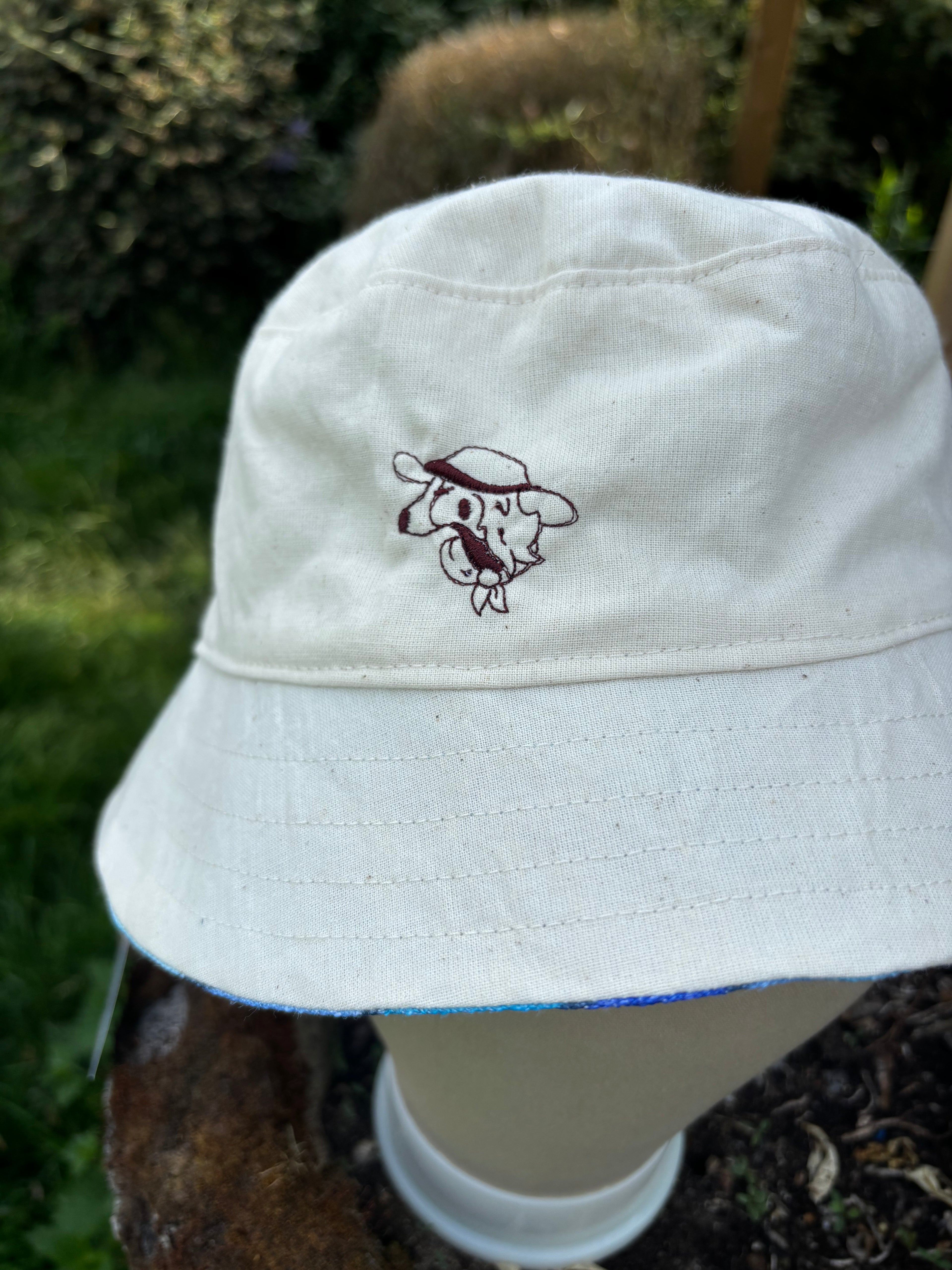 Vintage Tea Towel Gotta Lotta Bottle Bucket Hat