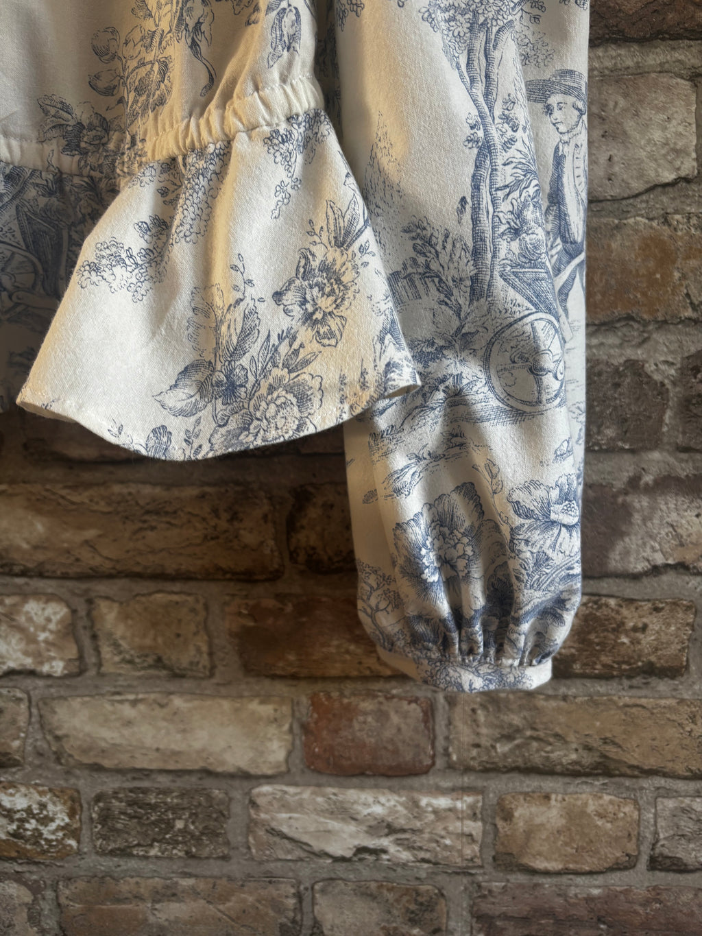 Isla Long Sleeve Plunge Blouse