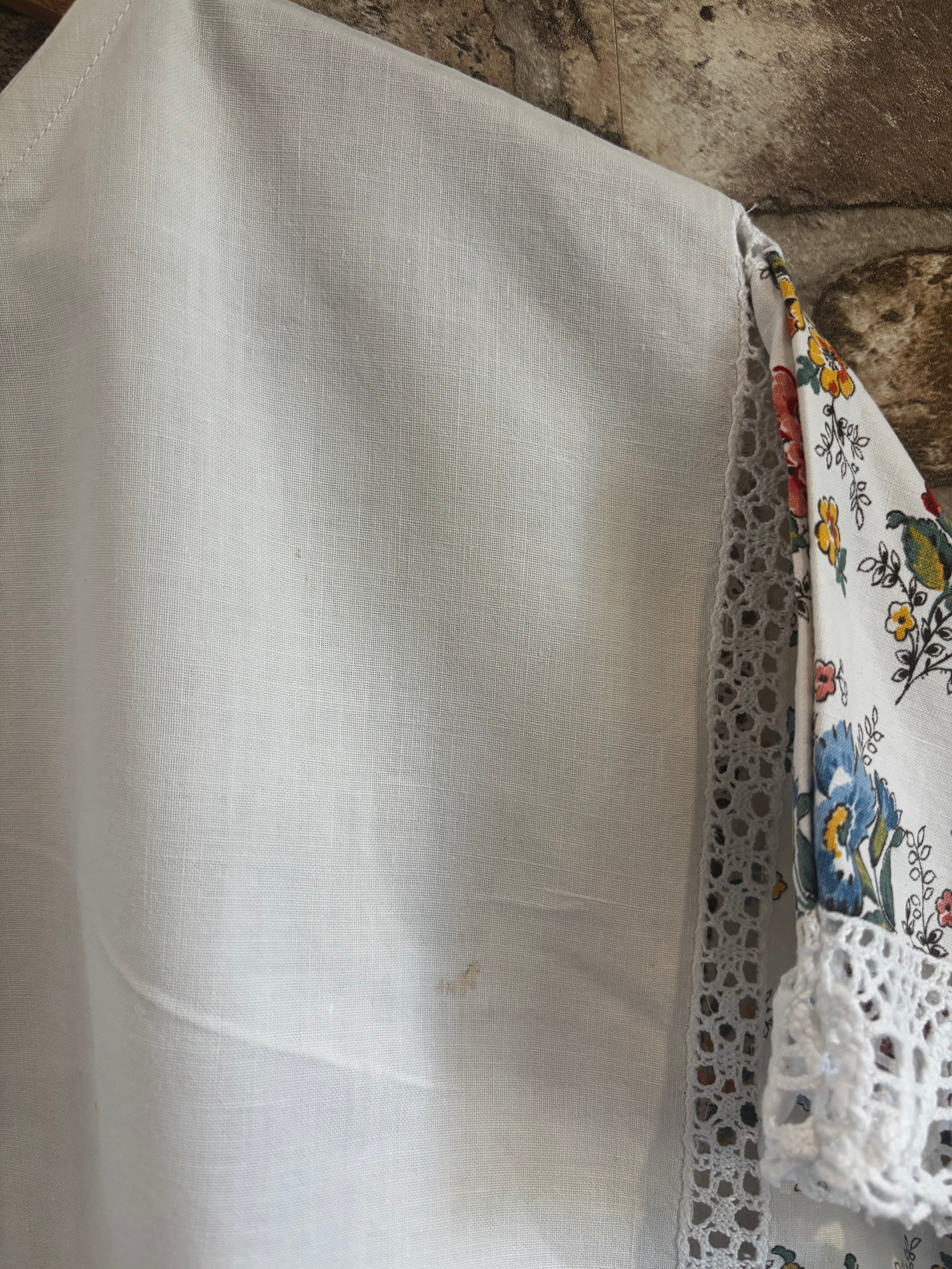 Vintage Tablecloth Top with Crochet Inserts – One of a Kind