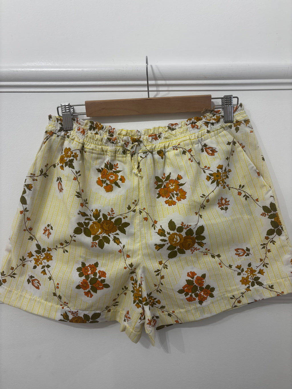 Lemon Floral Shorts - with Pockets