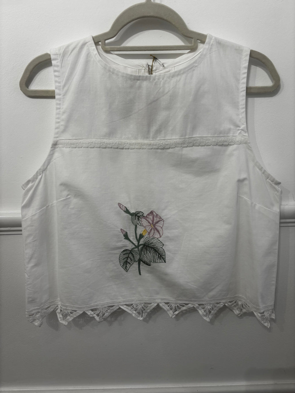 Kelly Embroidered Lace Edge Tank