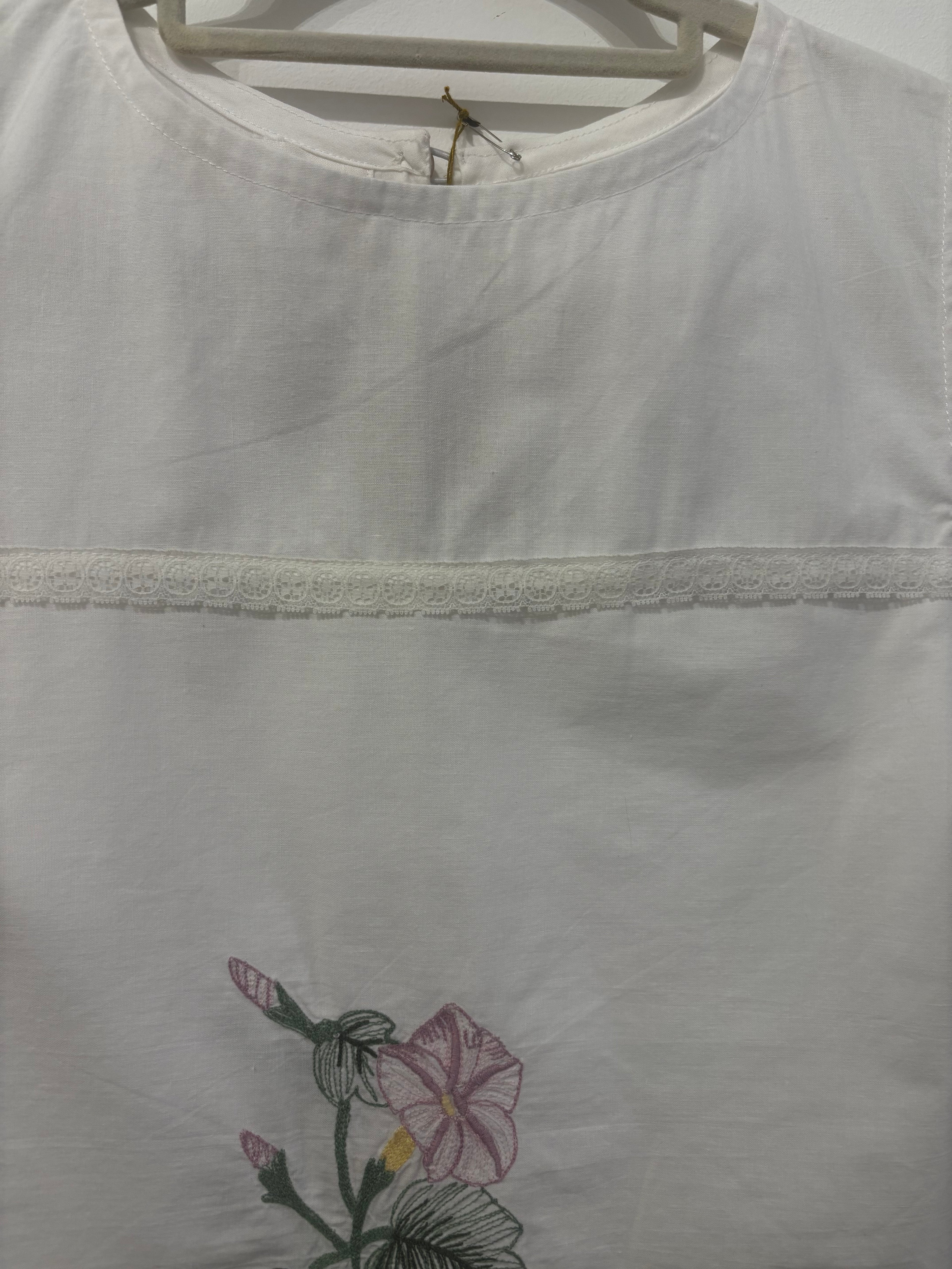 Kelly Embroidered Lace Edge Tank